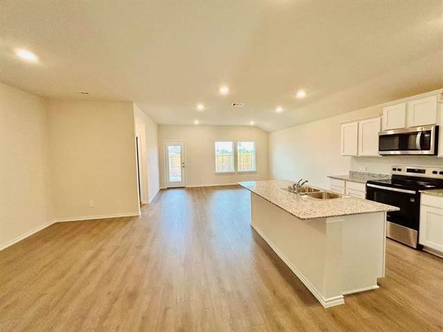 Foto del edificio - 2111 Texoma Pkwy