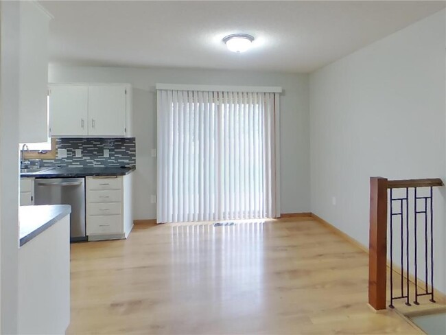Foto del edificio - 7192 Mourning Dove Rd