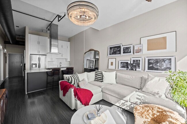 Foto del edificio - 50 E 16th St