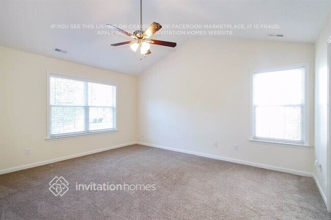 Foto del edificio - 3752 Cashew Dr
