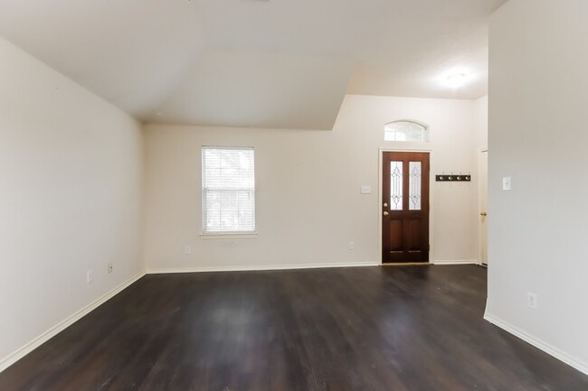 Building Photo - 4522 Marquis Ave