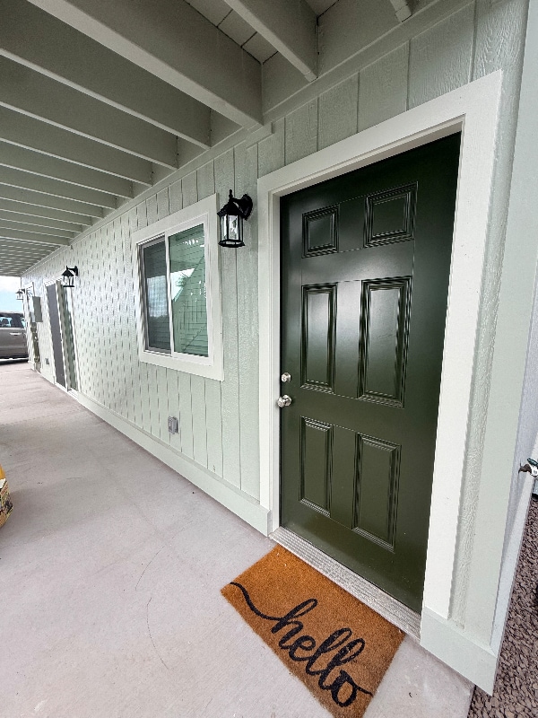 Building Photo - 73-4177-4177 Holu St