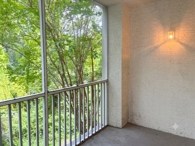 Foto del edificio - 12837 Madison Pointe Cir