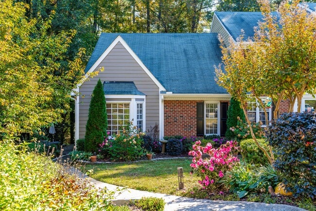 Photo - 6732 Queen Annes Dr Townhome