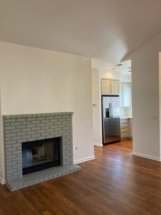 Building Photo - **Beautiful 55+ Home**