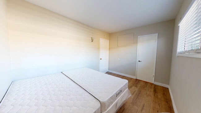 Foto del edificio - 14521 Firmona Ave