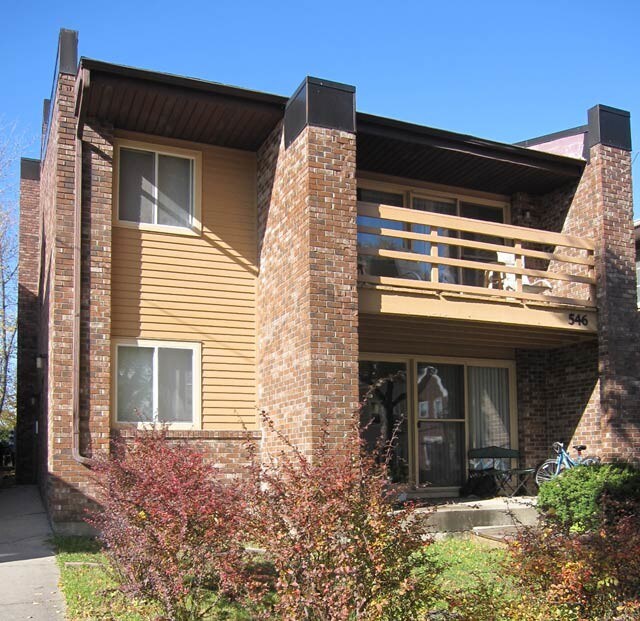 Primary Photo - 546 W Doty St