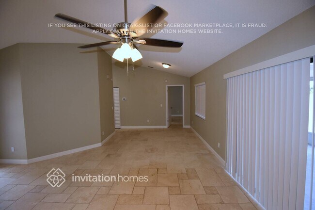 Foto del edificio - 1617 Carter Oaks Dr