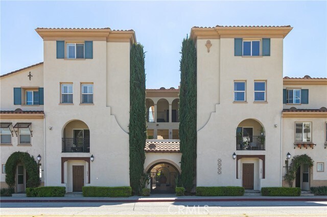 Foto principal - 620 E Walnut St