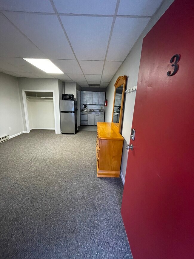 Building Photo - 207 Millville Rd