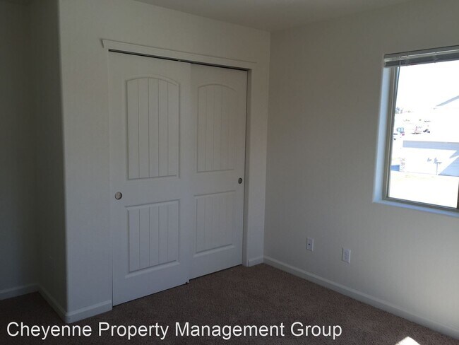 Building Photo - 4 br, 3.5 bath House - 3816 Firewalker Trail