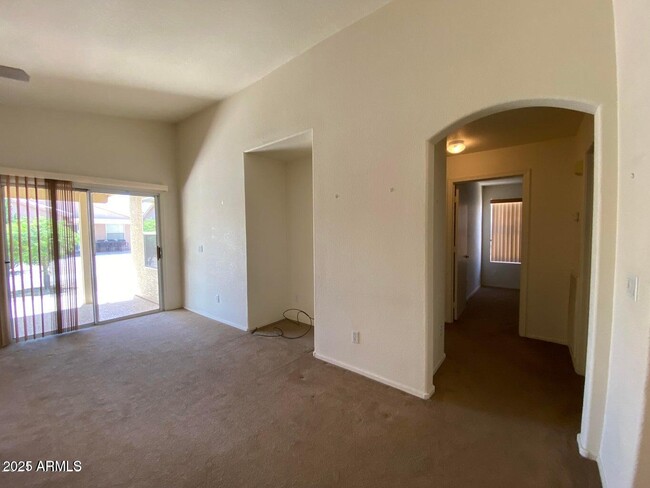 Building Photo - 1461 E La Costa Dr
