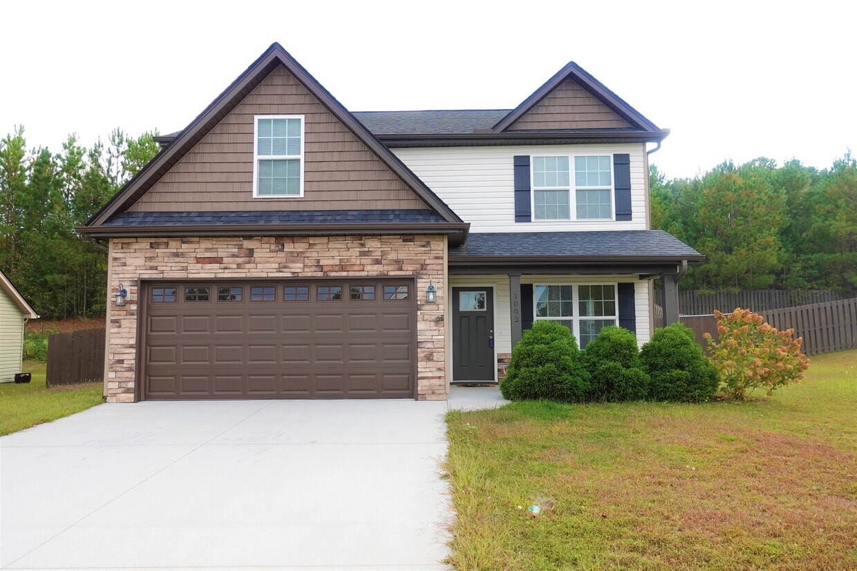 Foto principal - 1002 Whirlaway Cir