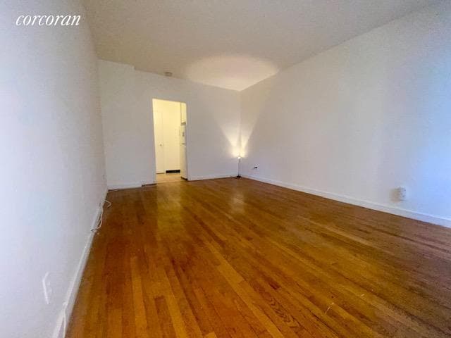 Building Photo - 304 E 38th St
