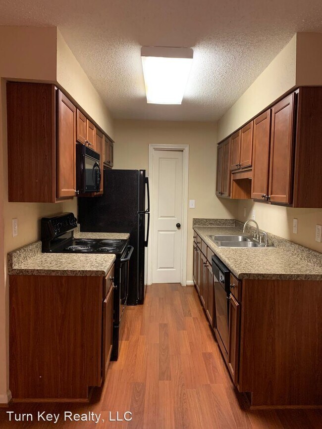 Building Photo - 3 br, 2 bath House - 1108 Chapel Creek Road