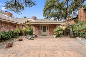 Building Photo - 8421 Fathom Cir