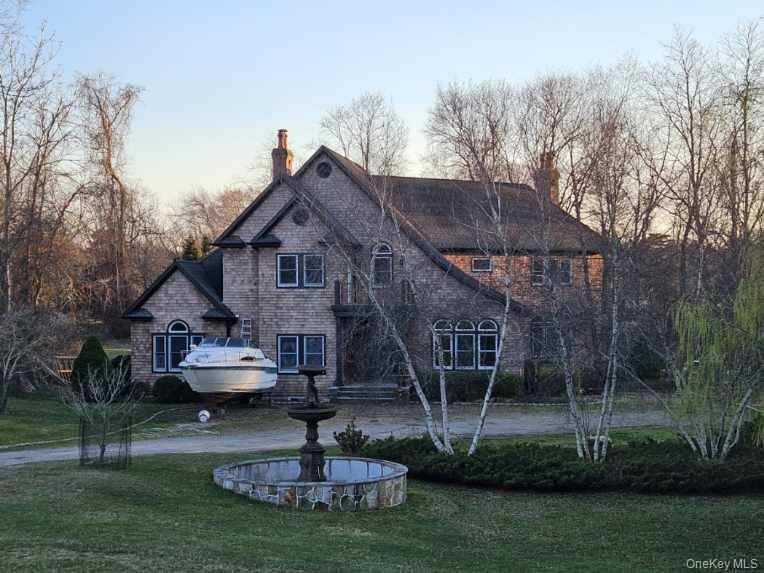 Foto del edificio - 9 Locust Woods Dr