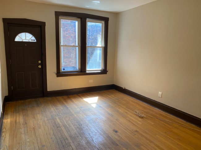 Building Photo - 4138 S Archer Ave