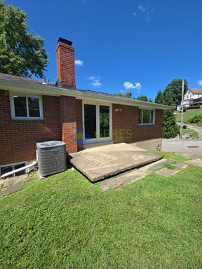 Building Photo - Newly remodeled 4-bedroom, 3-bath home in Pittsburgh