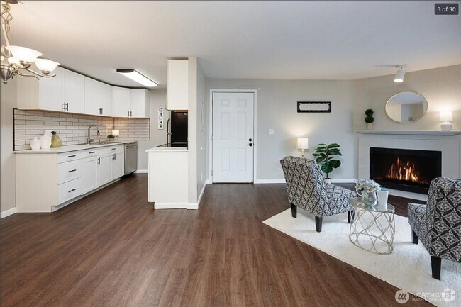 Building Photo - 16817 Larch Way
