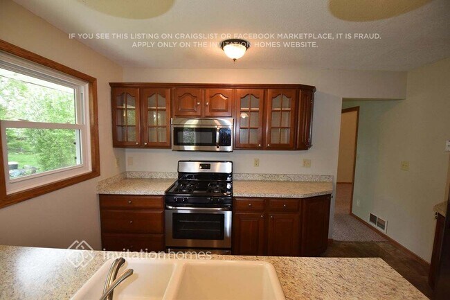 Foto del edificio - 2709 Stillwater St