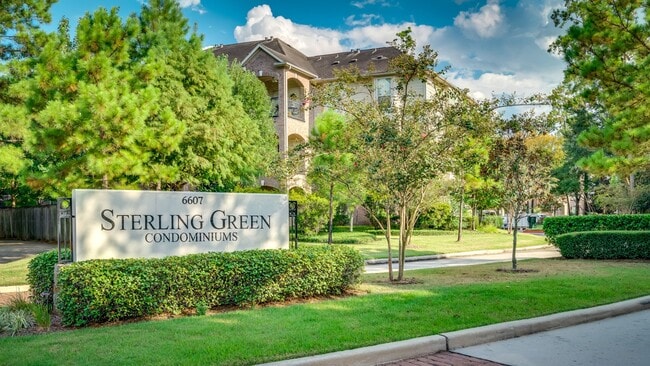 Building Photo - 6607 Lake Woodlands Dr
