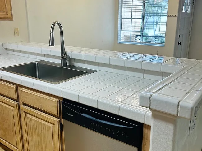 Kitchen - 6971 Ballena Way