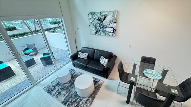 Foto del edificio - 60 SW 13th St