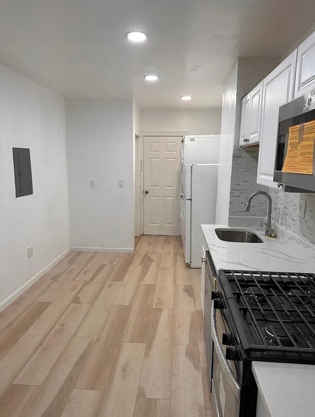 Foto del edificio - 135A Grace St