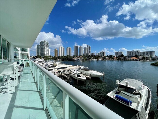 Foto del edificio - 400 Sunny Isles Blvd
