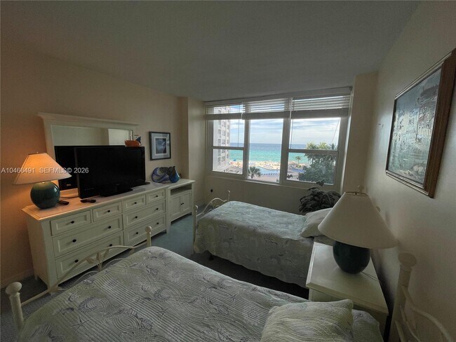 Foto del edificio - 3505 S Ocean Dr