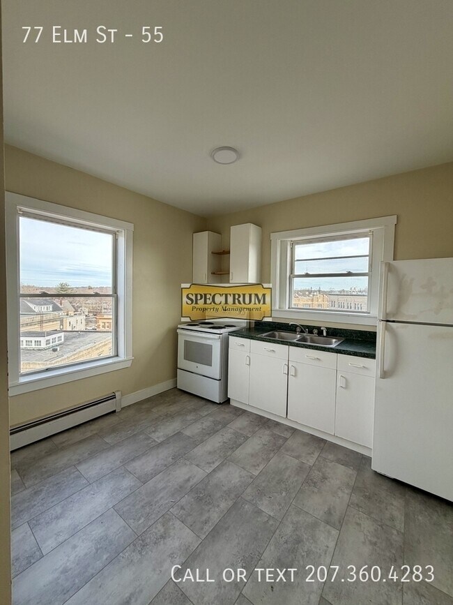 Building Photo - 77 Elm St