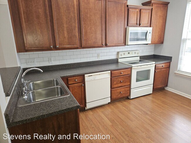 Building Photo - 2 br, 2.5 bath House - 8905 Camden Park Drive