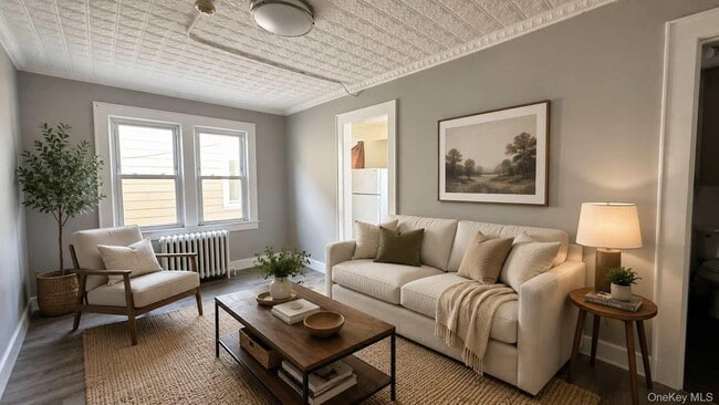 Building Photo - 275 Bayville Ave