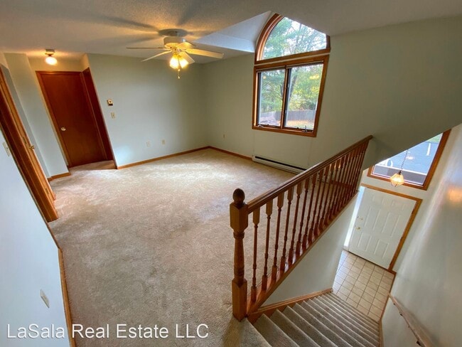 Building Photo - 16 Northampton Ln