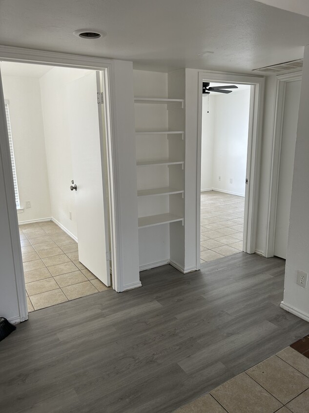 Foto del edificio - 5801 Lake Hubbard Pkwy