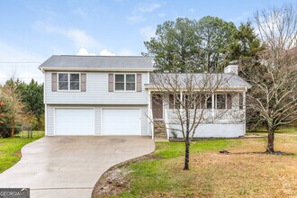 Building Photo - 245 Christy Ln
