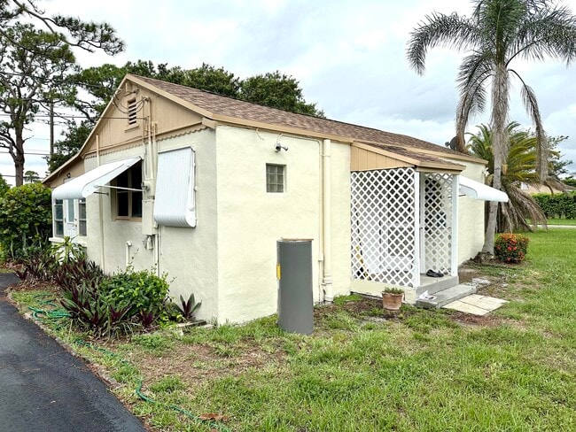 Foto del edificio - 4743 Purdy Ln