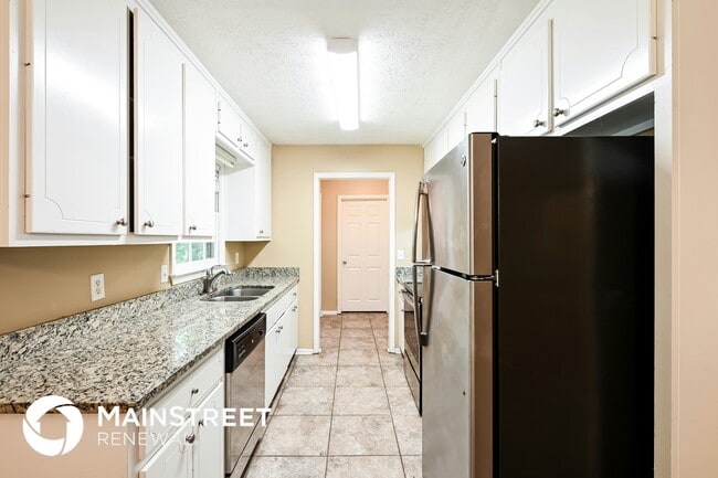 Foto del edificio - 3338 Mansfield Ln