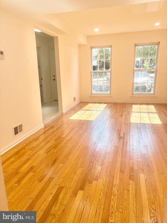 Foto del edificio - 7810 Snead Ln
