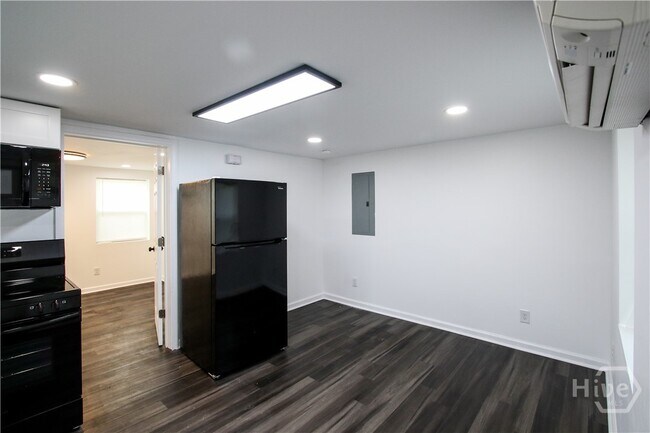 Foto del edificio - 1904 E 51st St