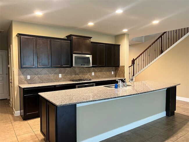 Foto del edificio - 4318 Bay Wind Ct