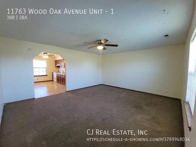 Building Photo - 11763 Wood Oak Ave