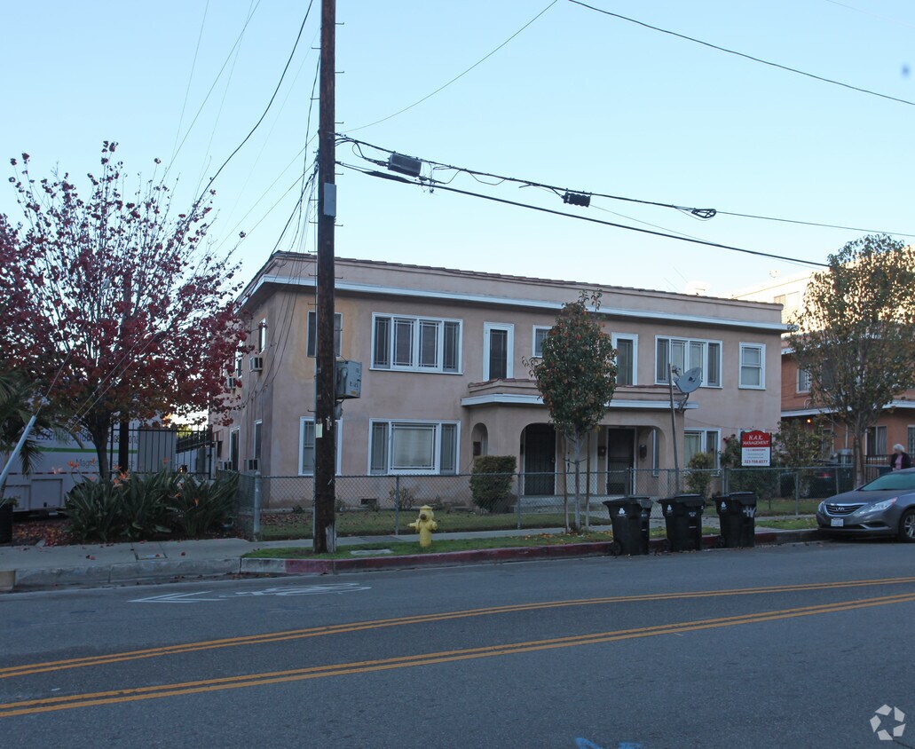 Foto del edificio - 1565 Edgemont St