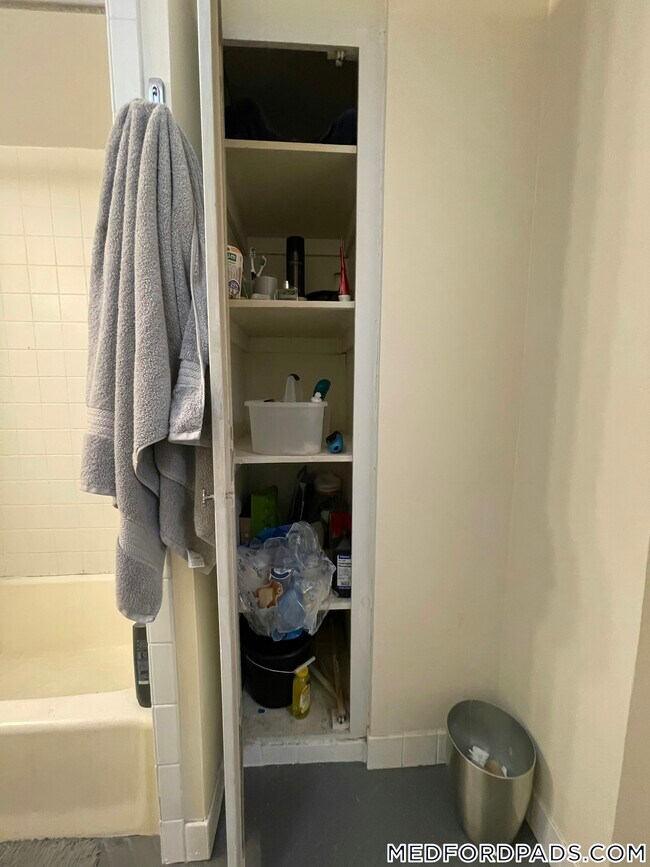 Foto del edificio - 354 Main St