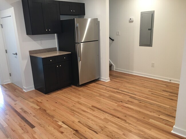 Foto del edificio - 3503 Haverford Ave