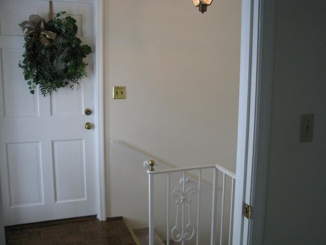 Foto del edificio - 3301 Overbrook Dr A