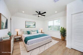 Building Photo - 2035 Longmire Villas Ct