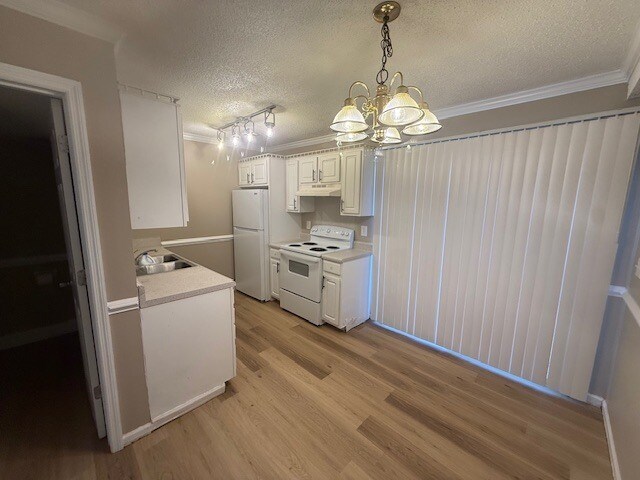 Foto del edificio - 114 Pinewood St