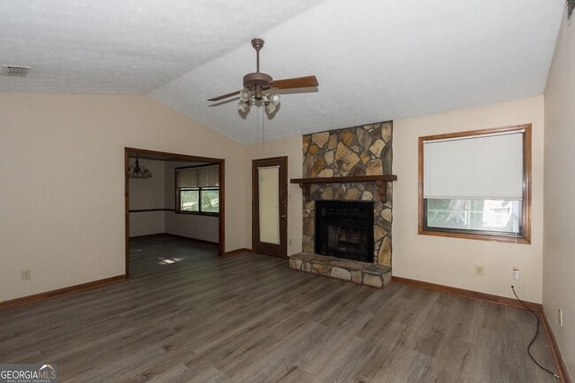 Building Photo - 3192 Octavia Ln